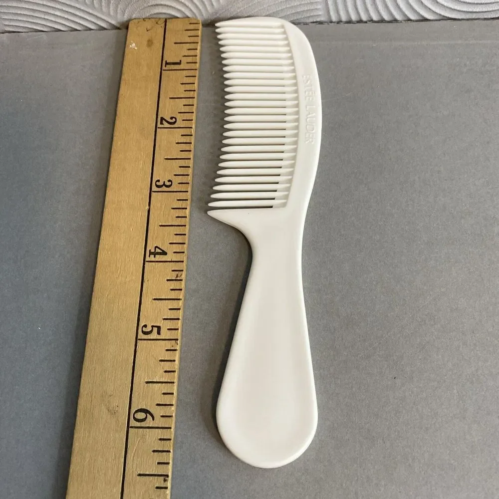 N/A minor scuffs